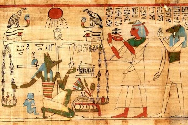   Египтологи воссоединили разорванный 2300-летний свиток Книги мертвых 