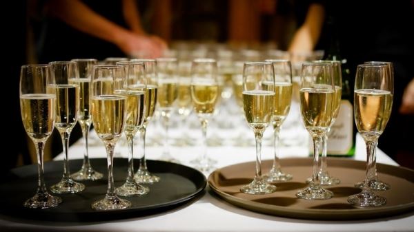 В МИД Франции прокомментировали российский закон о шампанском