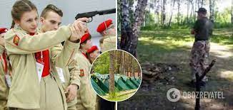 В России "юнармейцы" устроили стрельбу в детском лагере