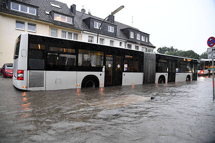 Число погибших в наводнении в Германии превысило 100 человек