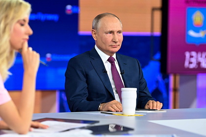 Путин рекомендовал губернаторам проводить свои прямые линии