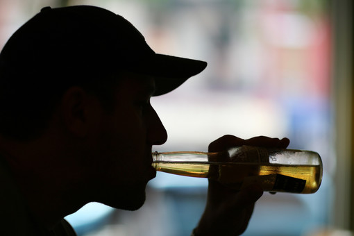 Ученые назвали долю случаев рака, вызванных спиртным